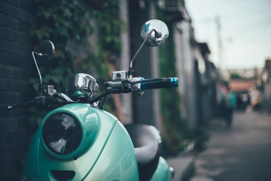 street-vehicle-motor-scooter-vespa-large.jpeg